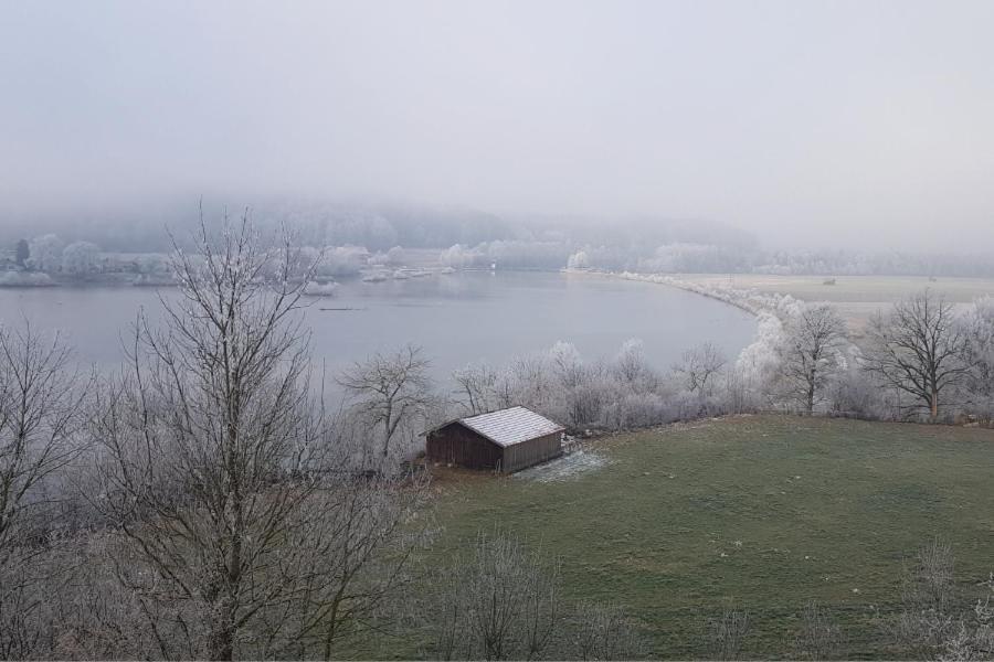 Stille X Weite - Hochwertige Wohnung Mit See-Panorama Kronburg Exteriör bild