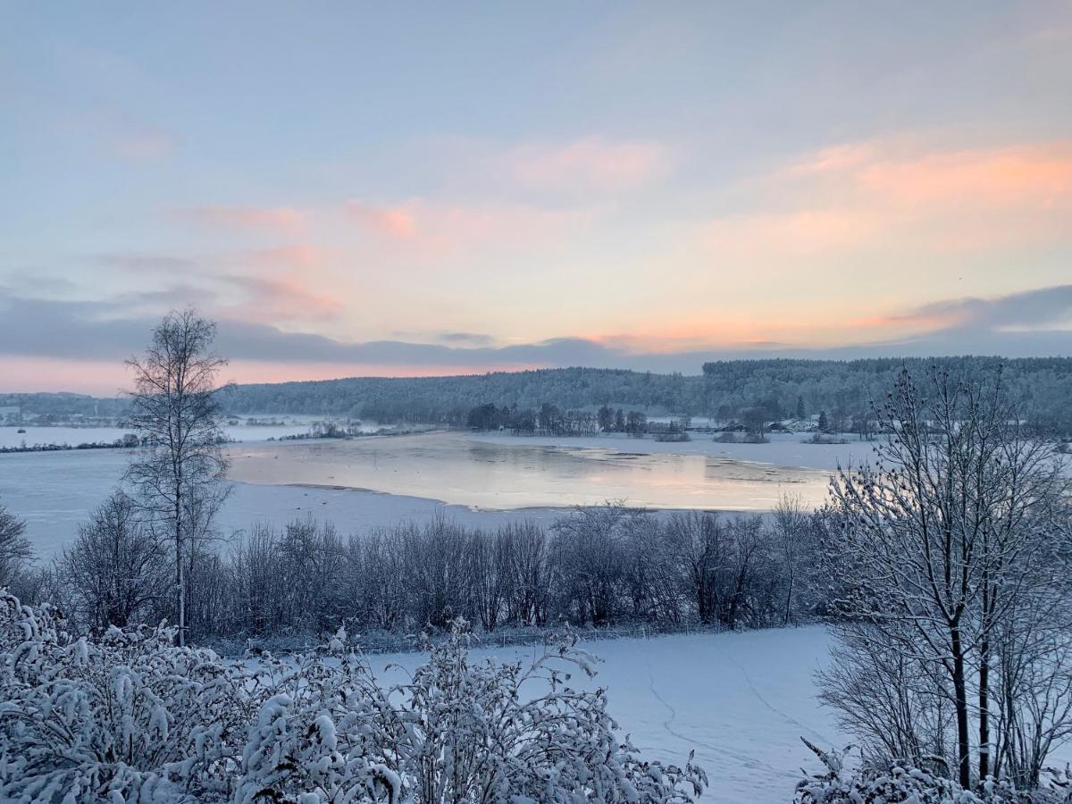 Stille X Weite - Hochwertige Wohnung Mit See-Panorama Kronburg Exteriör bild