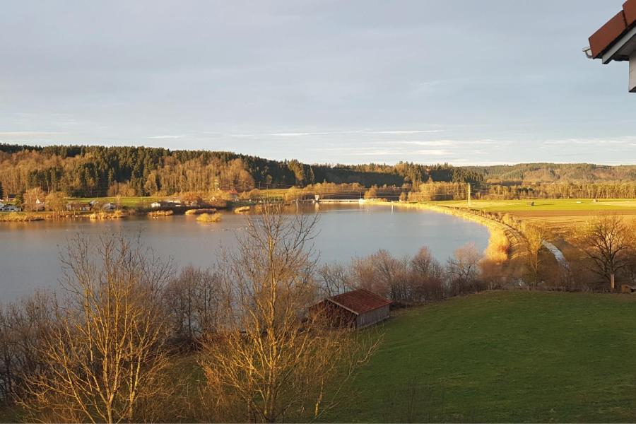Stille X Weite - Hochwertige Wohnung Mit See-Panorama Kronburg Exteriör bild