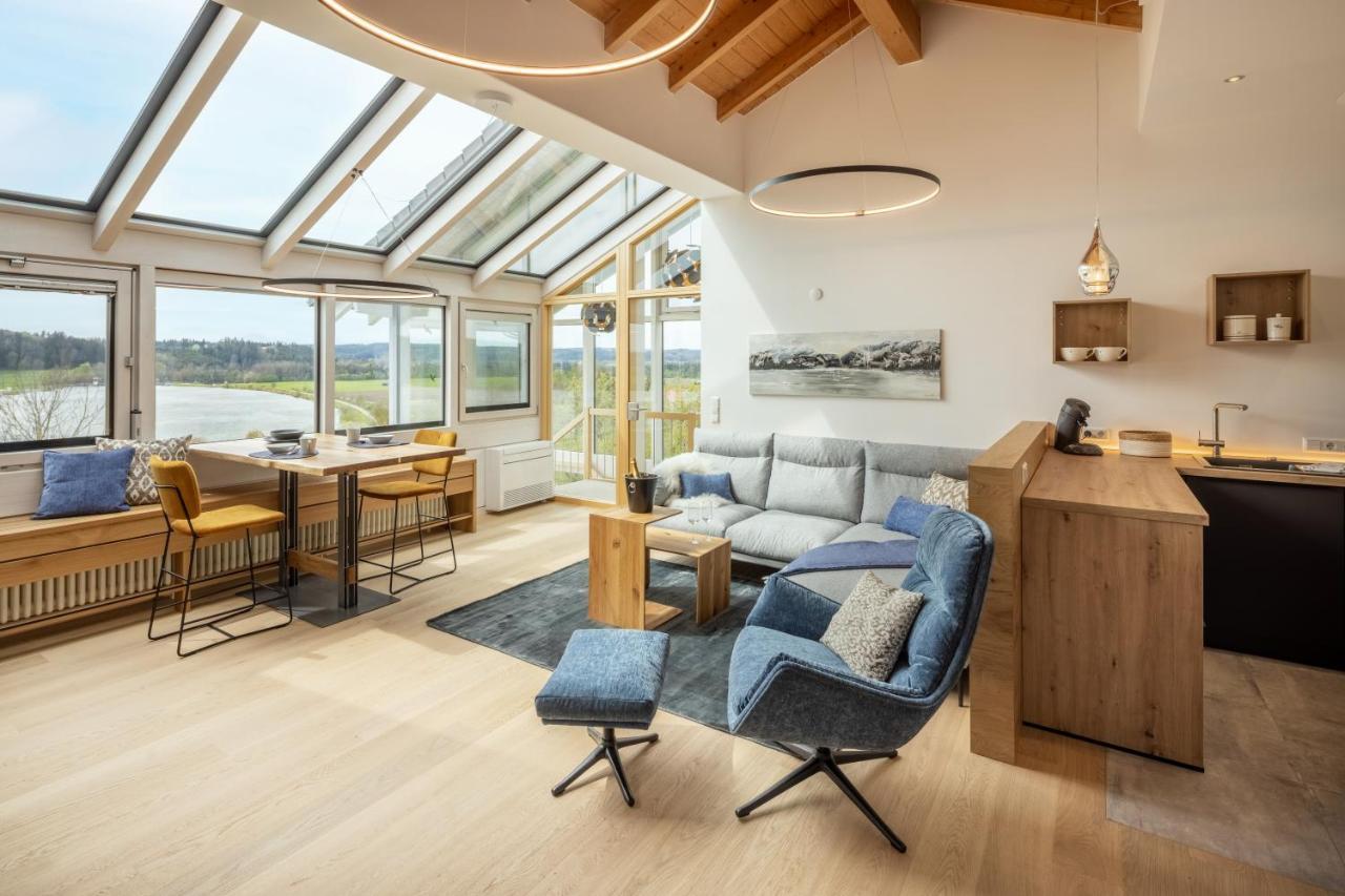 Stille X Weite - Hochwertige Wohnung Mit See-Panorama Kronburg Exteriör bild