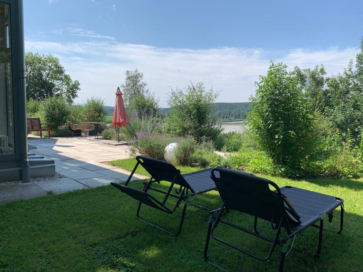 Stille X Weite - Hochwertige Wohnung Mit See-Panorama Kronburg Exteriör bild